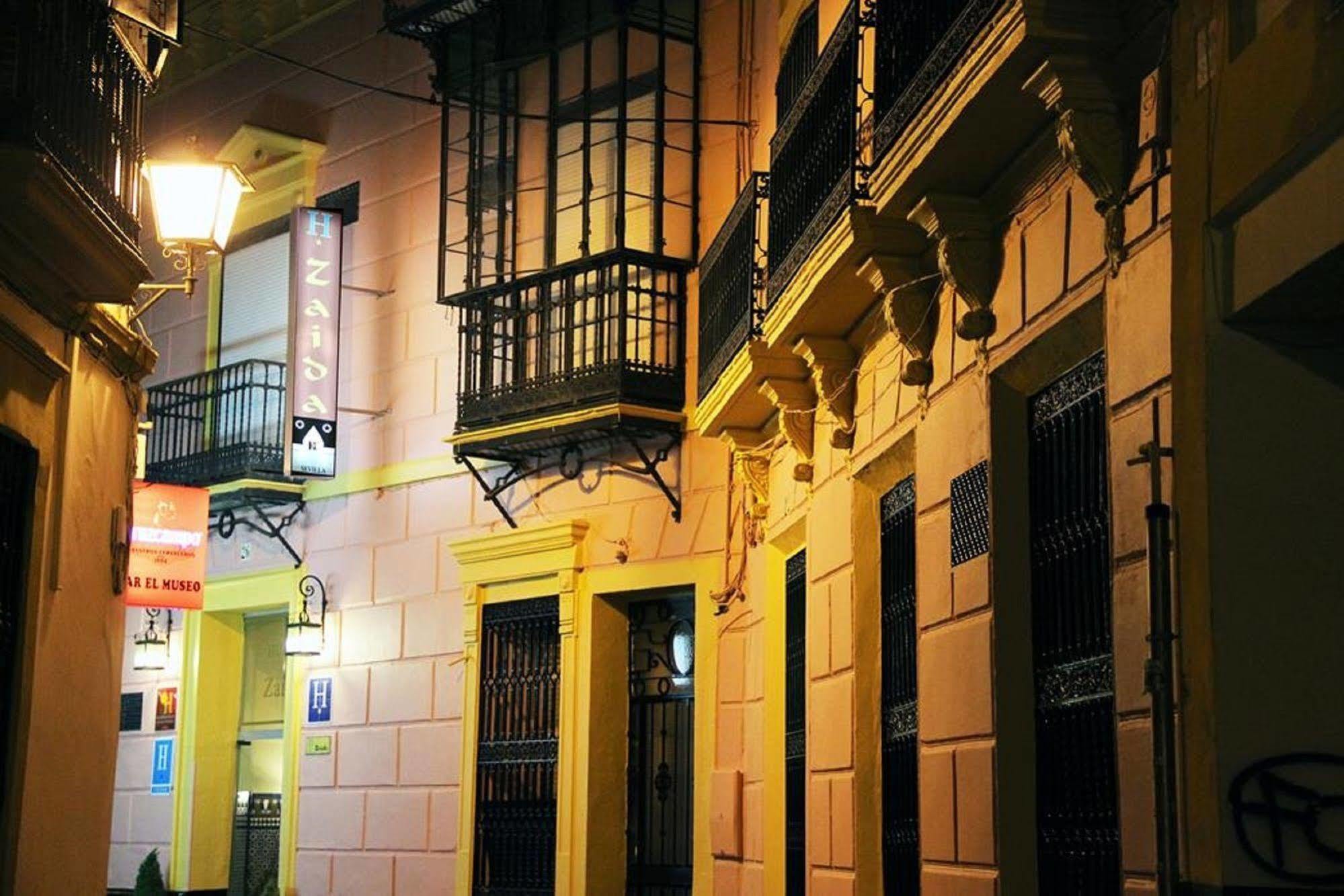 Hotel Zaida Seville Exterior photo